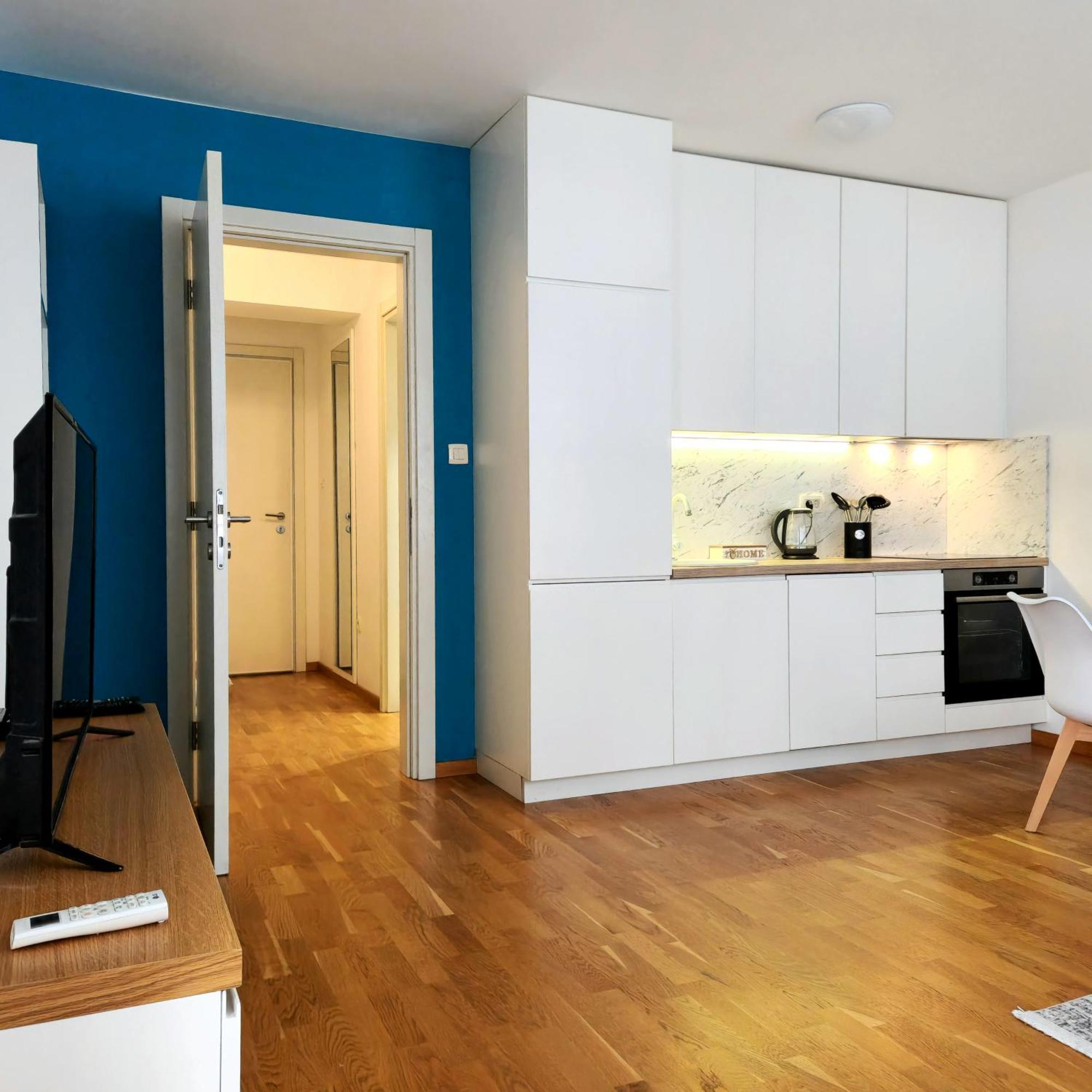 Apartment Four Views By The Sea Budva