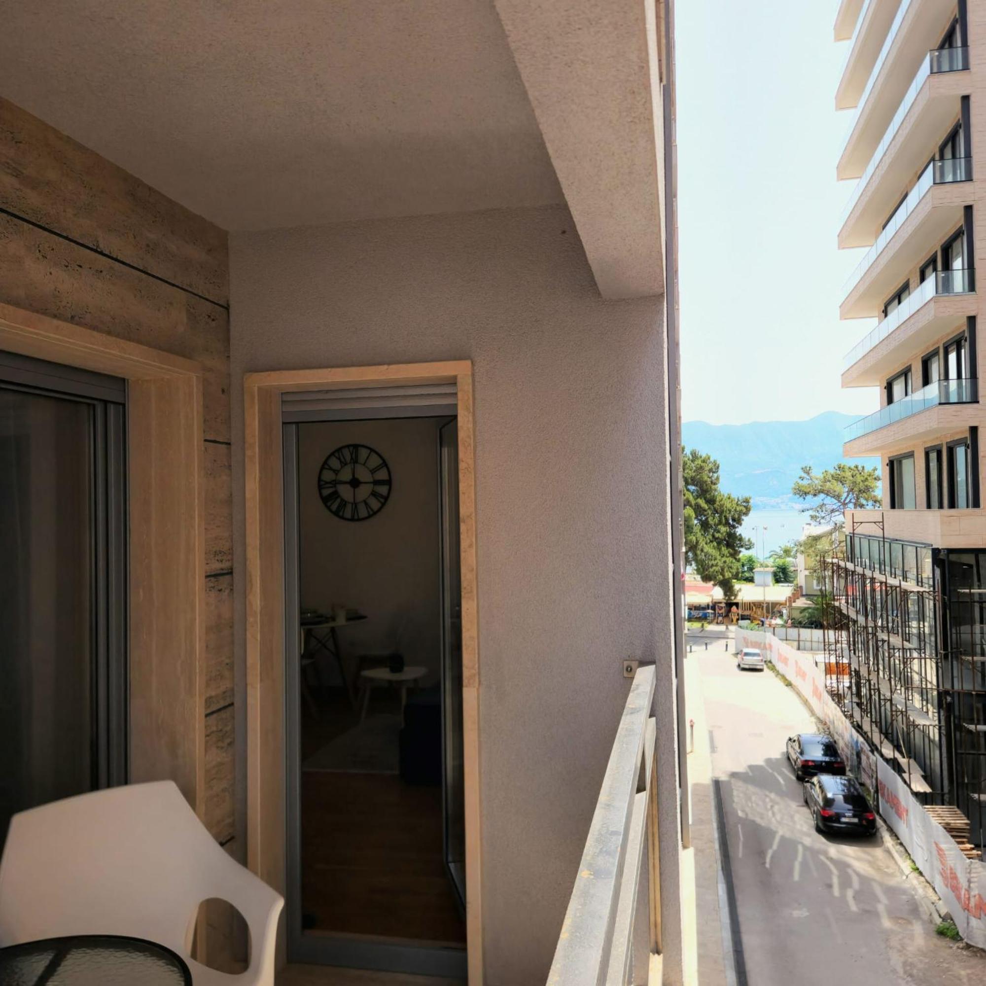 Apartment Four Views By The Sea *
